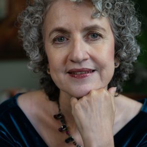 Guidance from the Dead with Niyati Evers